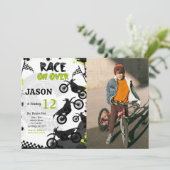 Black Bike Birthday Foto Einladung (Stehend Vorderseite)