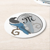 Black Billed Magpie Monogram Runder Pappuntersetzer (Angewinkelt)