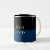 Black Blue Bold Text Trendy Stilvoll Ihr Name Zweifarbige Tasse (VorderseiteRechts)