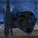 Black & Blue Floral Damask Gotische Hochzeit Krawatte<br><div class="desc">Die blaue und schwarze Hochzeitshacksbinde mit Blumendampf,  vermischt mit Vintagen,  schwarz-grauen Blumen. Das ist eine perfekte Krawatte für Bräutigam und Trauzeugen.</div>