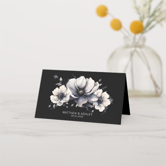 Black Boho Chic Floral Wedding Platzkarte (Rückseite)