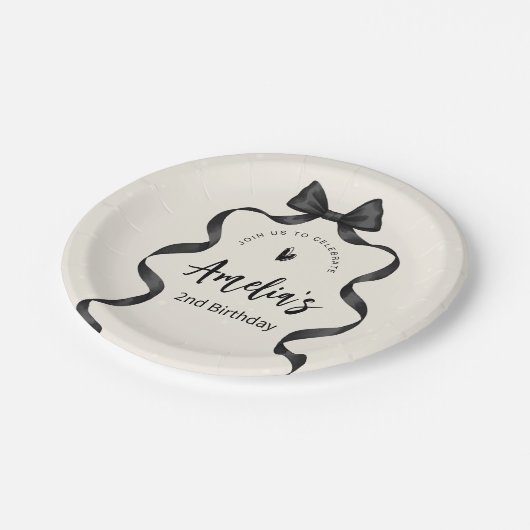 Black Bow Birthday Any Age  Pappteller (Schrägansicht)