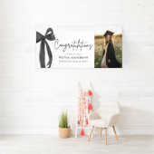 Black Bow Coquette Abschluss Gratulation Banner (Insitu)