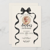 Black Bow Geburtstag jedes Fotos Einladung (Vorne/Hinten)