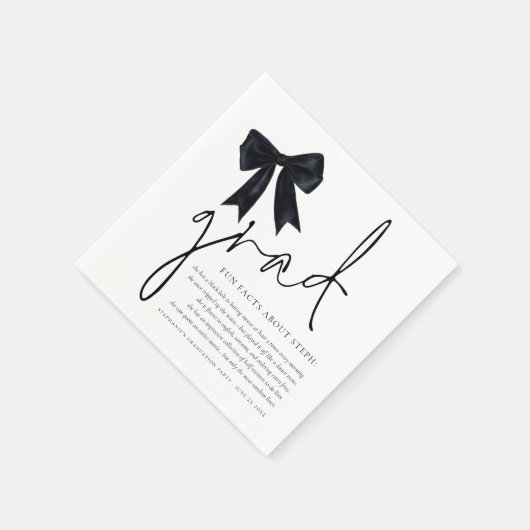 Black Bow Grad Script Fun Fakten Graduation Party Serviette (Ecke)