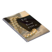 Black Bow Krawatte und White Pearls Hochzeit Notizblock (Rechte Seite)