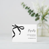 Black Bow She's Tying the Knot Bridal Shower Begleitkarte (Stehend Vorderseite)