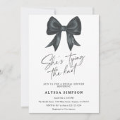 Black Bow Sie bindet das Brautparty am Knoten Einladung (Vorderseite)