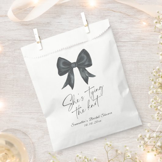 Black Bow Sie bindet das Brautparty am Knoten Geschenktütchen (Ausgeschnitten)