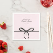 Black Bow With Pearl Old Money Style Bridal Shower Serviette (Beispiel)