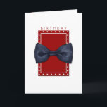 Black Bowtie Birthday Card Karte<br><div class="desc">Farbige Bleistiftzeichnung einer Krawatte aus schwarzem Bogen,  ihre schlichten,  eleganten Linien,  die perfekt für eine Einladung zum Party,  eine Geburtstagskarte,  Hallo an einen besonderen Freund,  oder als Geschenk für den Vatertag! Entspricht auch der</div>