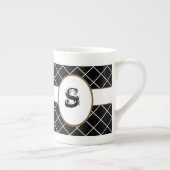 Black Brown Mit Monogramm Porzellantasse (Rechts)