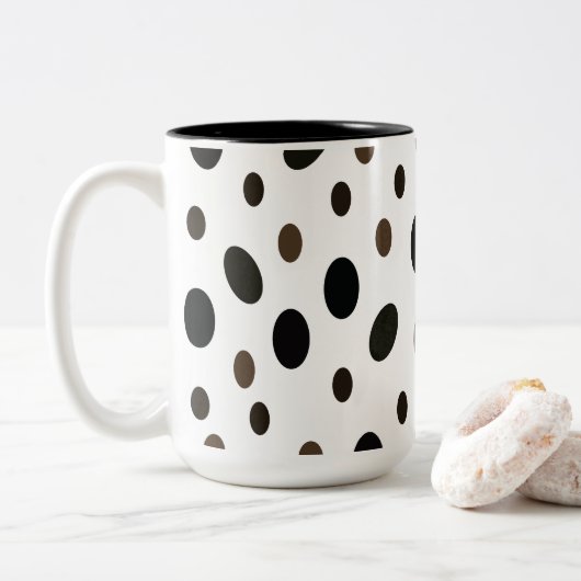 Black Brown Polka Dot Zweifarbige Tasse (Mit Donut)