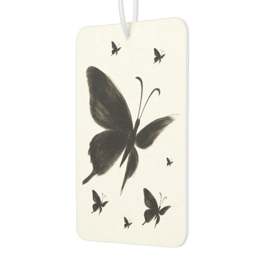 Black Butterfly – Elegant Winged Design on Autolufterfrischer (Links)