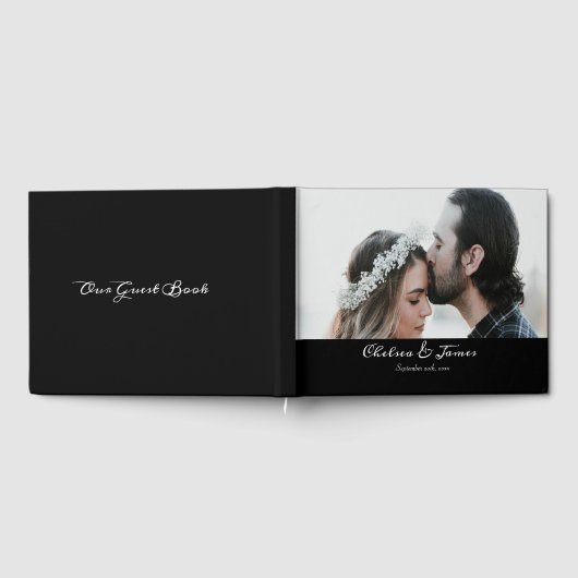 Black Calligraphy Script Foto Wedding Gästebuch (Voll)