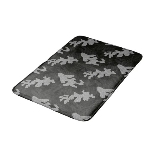 Black Camouflage Pattern Badematte (Schrägansicht)