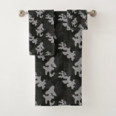 Black Camouflage Pattern Badhandtuch Set (Insitu)