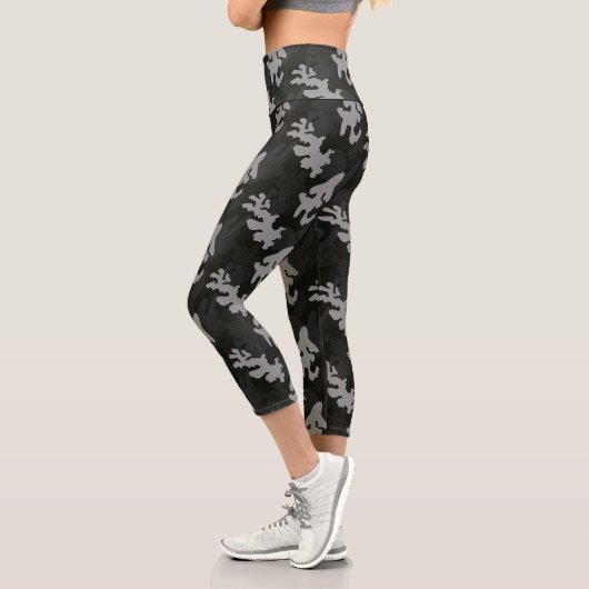 Black Camouflage Pattern Capri Leggings (Links)