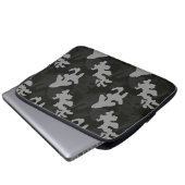 Black Camouflage Pattern Laptopschutzhülle (Vorne Knopf)
