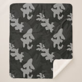 Black Camouflage Pattern Sherpadecke (Vorderseite)