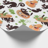 Black Cat and Pumpkin Halloween Pattern Geschenkpapier (Ecke)