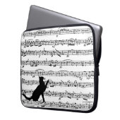 Black Cat auf Sheet Music Laptopschutzhülle (Vorderseite Links)