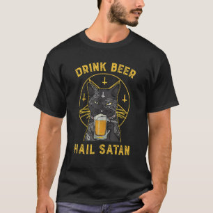 Black Cat Drink Bier Hail Satan Spooky Vintag T-Shirt