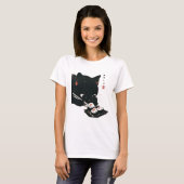 Black Cat Eating Sushi - Katze Japanisch Kunst T-Shirt (Vorne ganz)