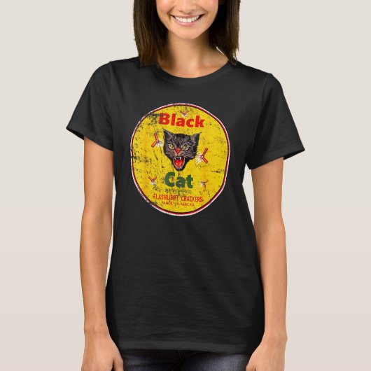 Black Cat Firecracker Vintag Funny Cat T-Shirt (Vorderseite)
