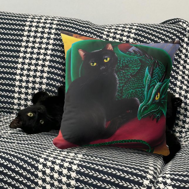 Black Cat Green Dragon Kissen (Von Creator hochgeladen)