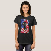 Black Cat in USA Flag 4th of July Men Women T-Shirt (Vorne ganz)