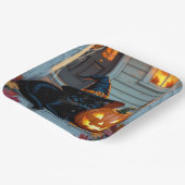 Black Cat Napping on Pumpkin Halloween Pappteller (Gewinkelt)