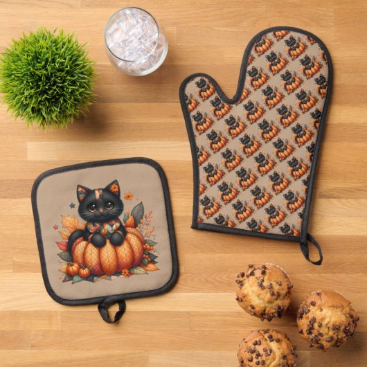 Black Cat on Pumpkin mit Herbst Quilt Muster Ofenhandschuh & Topflappen-Set (Oben Unten)
