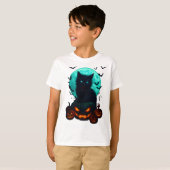 Black Cat on Pumpkins under Full Moon – Spooky Hal T-Shirt (Vorne ganz)