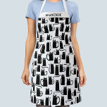 Black Cat Personalisiert Schürze<br><div class="desc">Die kleine schwarze Katze ist perfekt für Tierliebhaber. Ändern Sie den Namen zum Anpassen.</div>