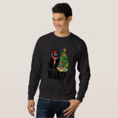 Black Cat Pushing Christmas Tree Over Cat What Sweatshirt (Vorne ganz)