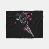 Black Cat Skeleton Hand Boop Valentine's Day Pet O Fleecedecke (Vorderseite (Horizontal))
