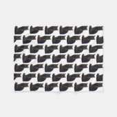 Black Cat Staring Ominous Foto Cutout White Fleecedecke (Vorderseite (Horizontal))