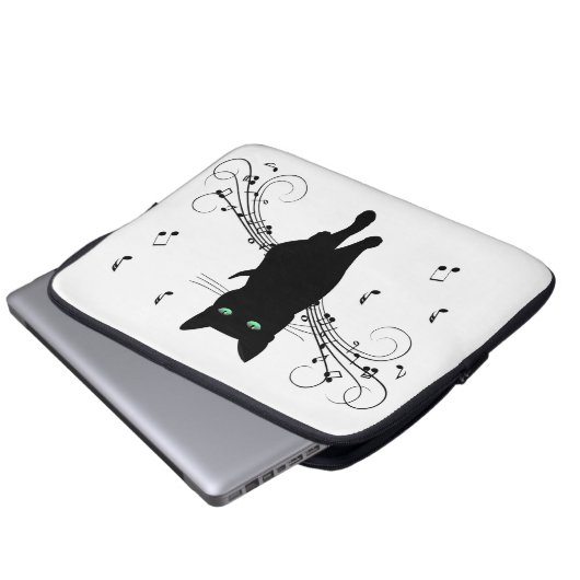 Black Cat Surrounded by Whispering Notes of Music Laptopschutzhülle (Vorne Knopf)
