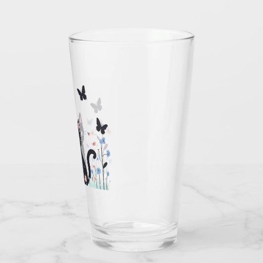 Black Cat Watching Butterfells Glas (Links)