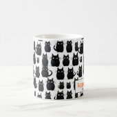 Black Cats Individuelle Name Happy Halloween Kaffeetasse (Mittel)