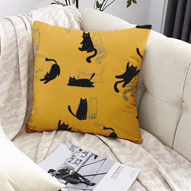 Black Cats on Mustard with Blue Outlines– Modern  Kissen (Von Creator hochgeladen)