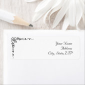 Black Celtic Knot Corner Vine (Insitu)