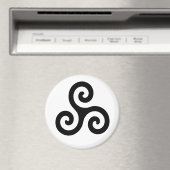 Black Celtic Triple Spiral Triskele auf Weiß Magnet (In Situ (Geschirrspüler))