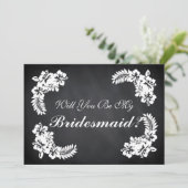 Black Chalk Board Floral Werden Sie meine Bridesma Einladung (Stehend Vorderseite)