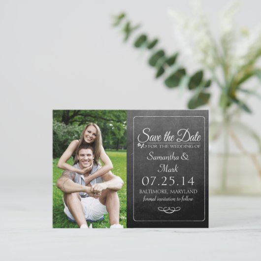 Black Chalkboard-Foto Save the Date Ankündigungspostkarte (Stehend Vorderseite)