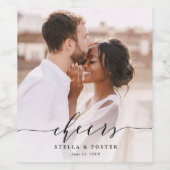 Black Cheers Elegante Calligraphy Wedding Foto Weinetikett (Einzelnes Label)