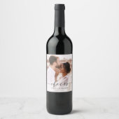 Black Cheers Elegante Calligraphy Wedding Foto Weinetikett (Vorderseite)