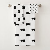 Black Chess Pieces Knight and Rook Badhandtuch Set (Insitu)