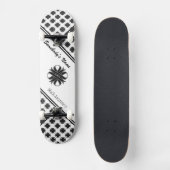 Black Clover Ribbon von Kenneth Yoncich Skateboard (Vorderseite)